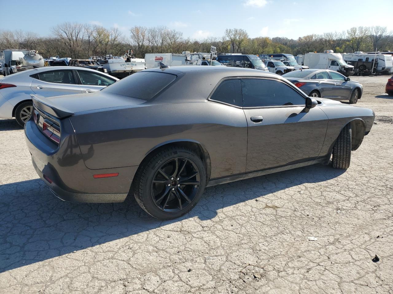 2016 Dodge Challenger - Image 3