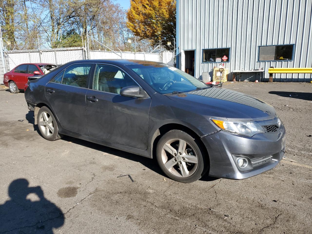 2014 Toyota Camry - Image 4