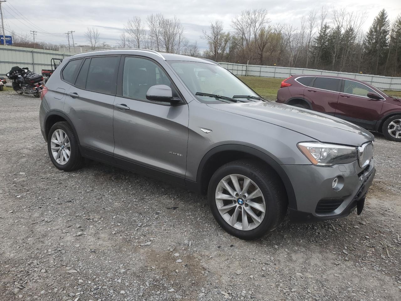 VIN 5UXWX9C33H0T16695 2017 BMW X3 no.4