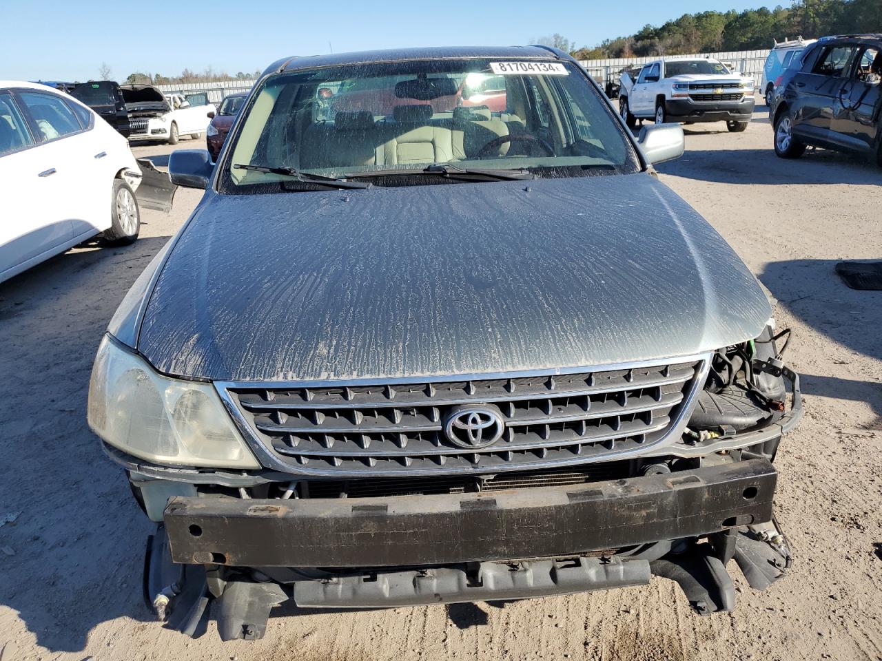 2004 Toyota Avalon - Image 5