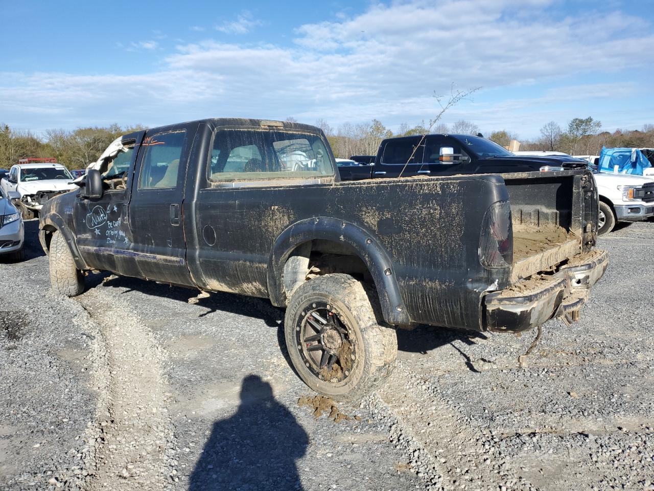 2001 Ford F350 - Image 2