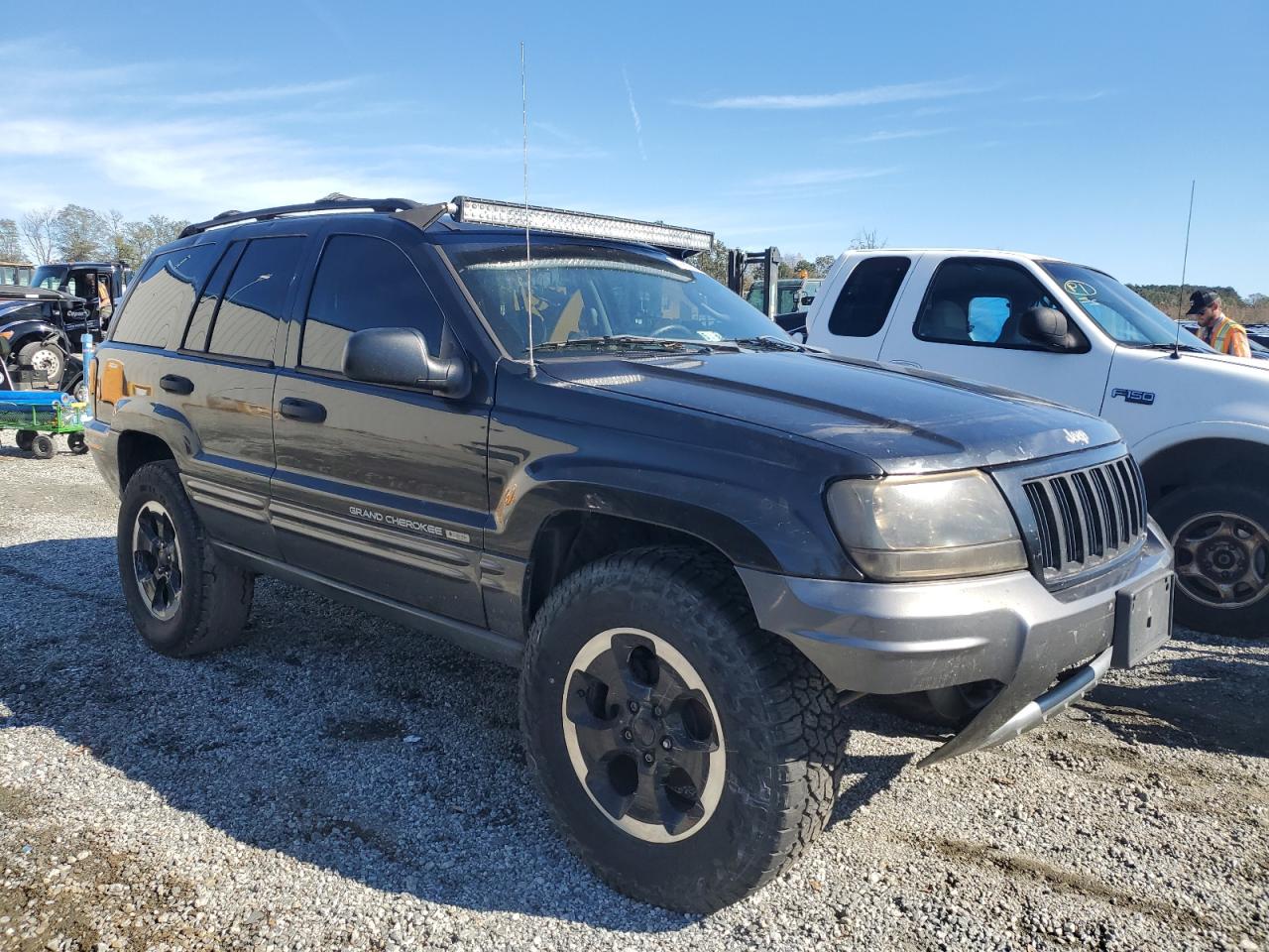 2004 Jeep Grand Cherokee - Image 4