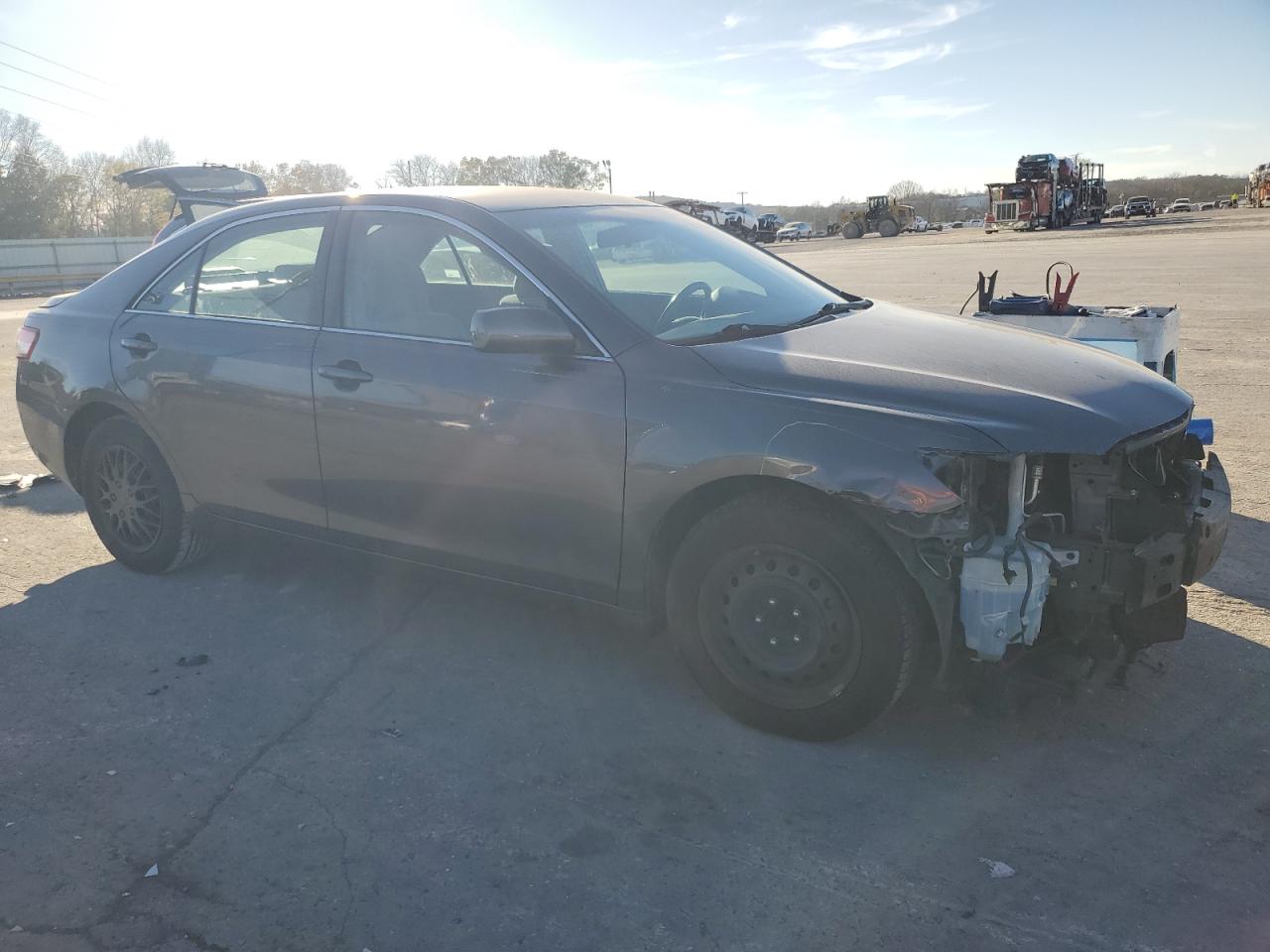 2011 Toyota Camry - Image 4