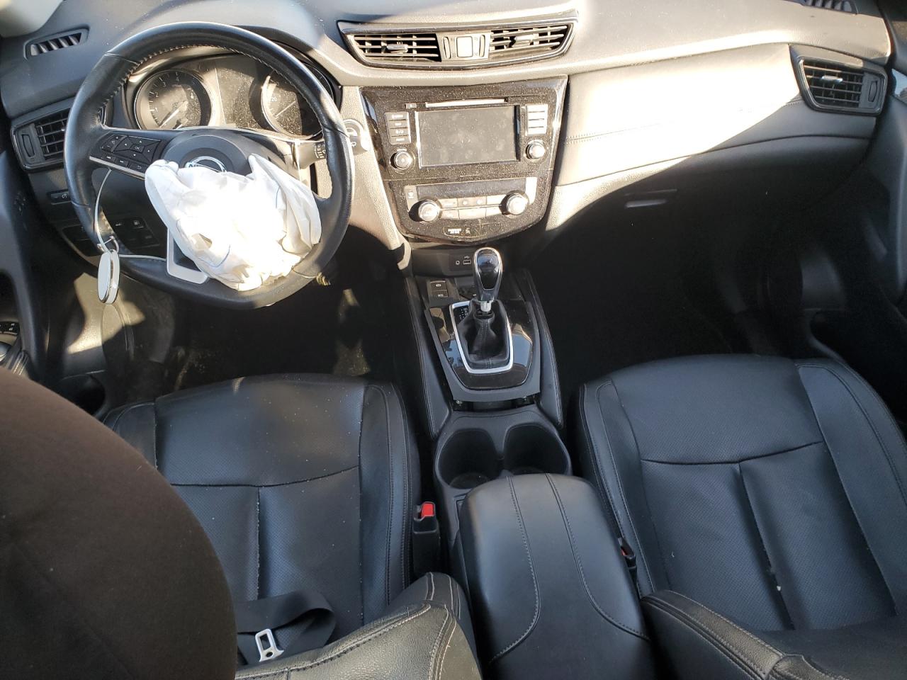 2019 Nissan Rogue - Image 8