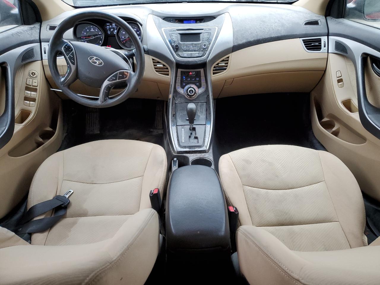 2013 Hyundai Elantra - Image 8