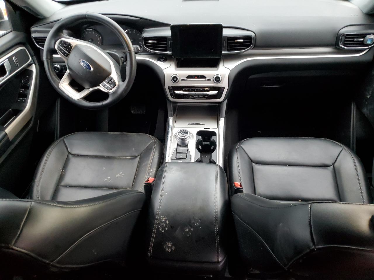 2022 Ford Explorer - Image 8