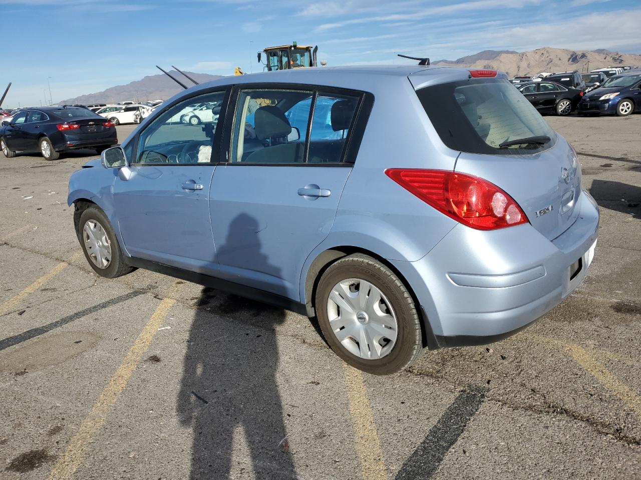 2012 Nissan Versa - Image 2