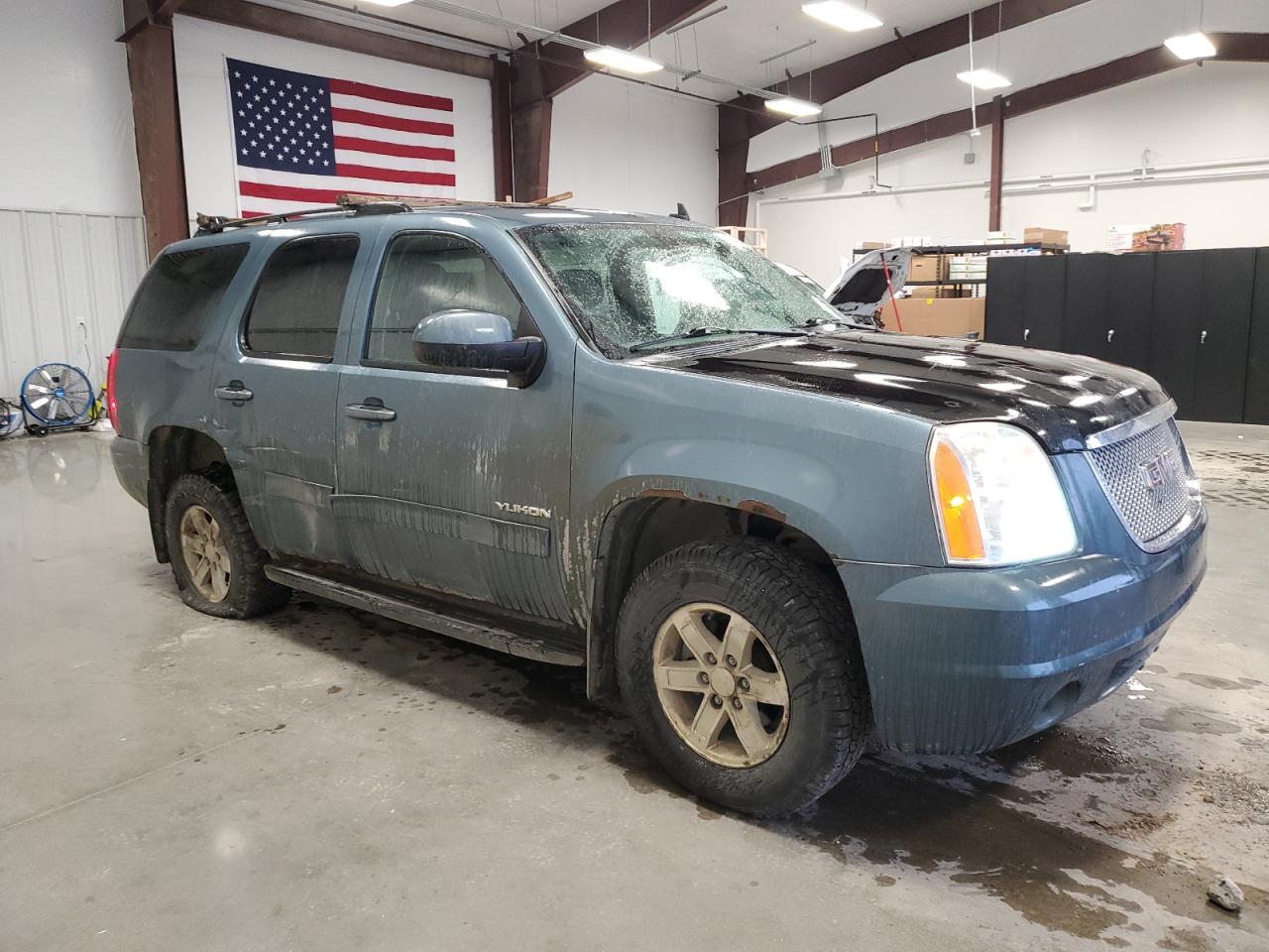 2010 GMC Yukon - Image 4