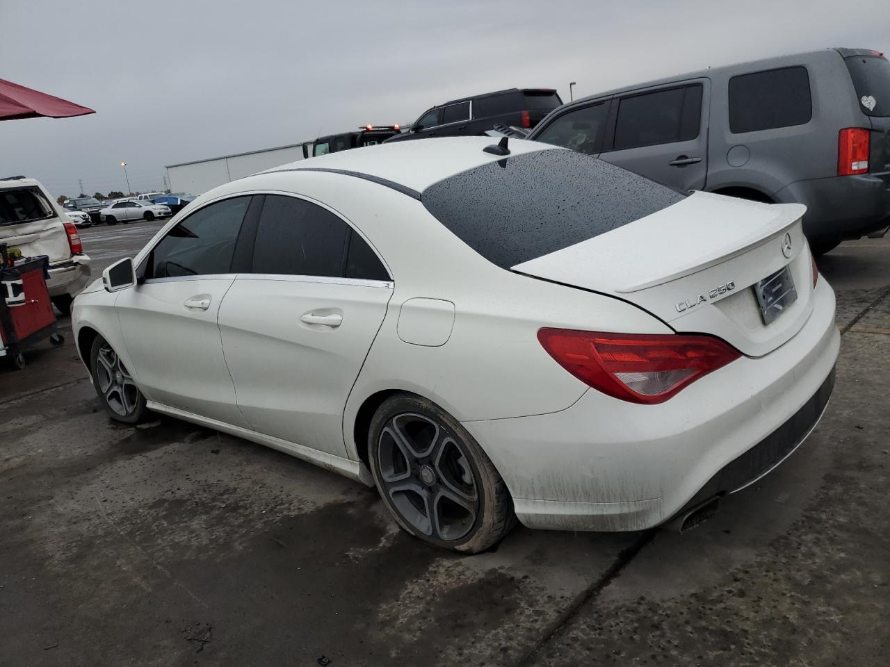 VIN WDDSJ4EB8EN158884 2014 MERCEDES-BENZ CLA-CLASS no.2