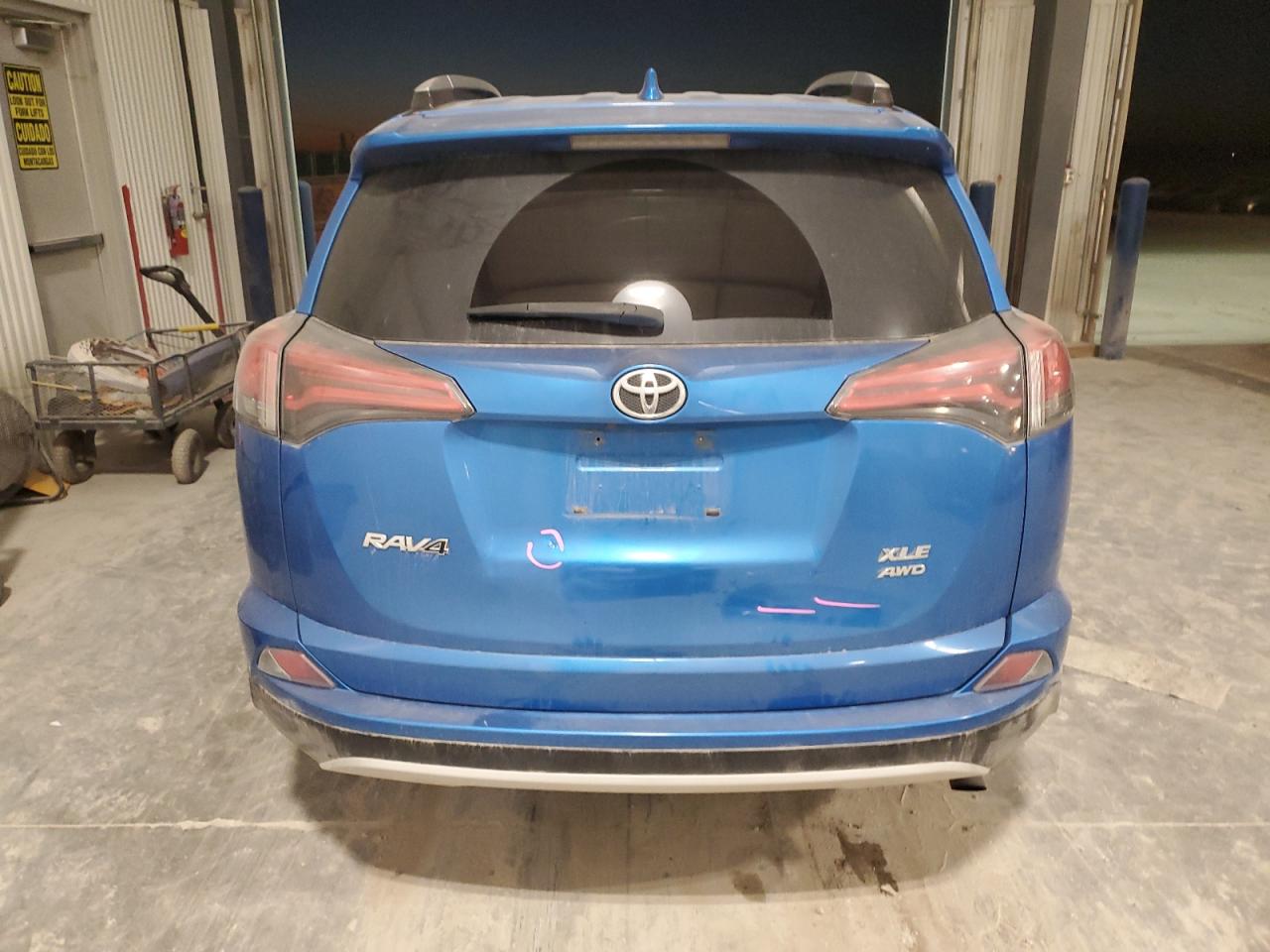 2016 Toyota RAV 4 - Image 6