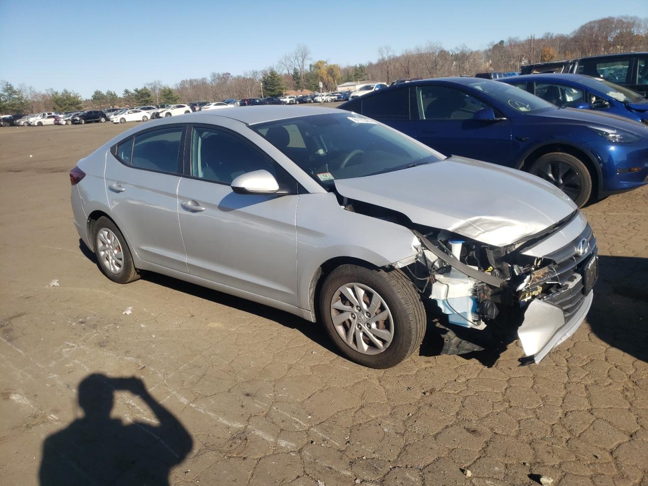 2019 Hyundai Elantra - Image 4