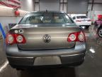 2006 Volkswagen Passat 2.0T Luxury продається в Elgin, IL - Front End