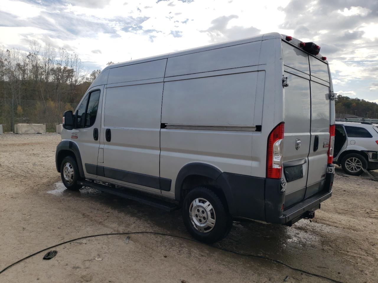 VIN 3C6TRVBD7GE108382 2016 DODGE PROMASTER no.2