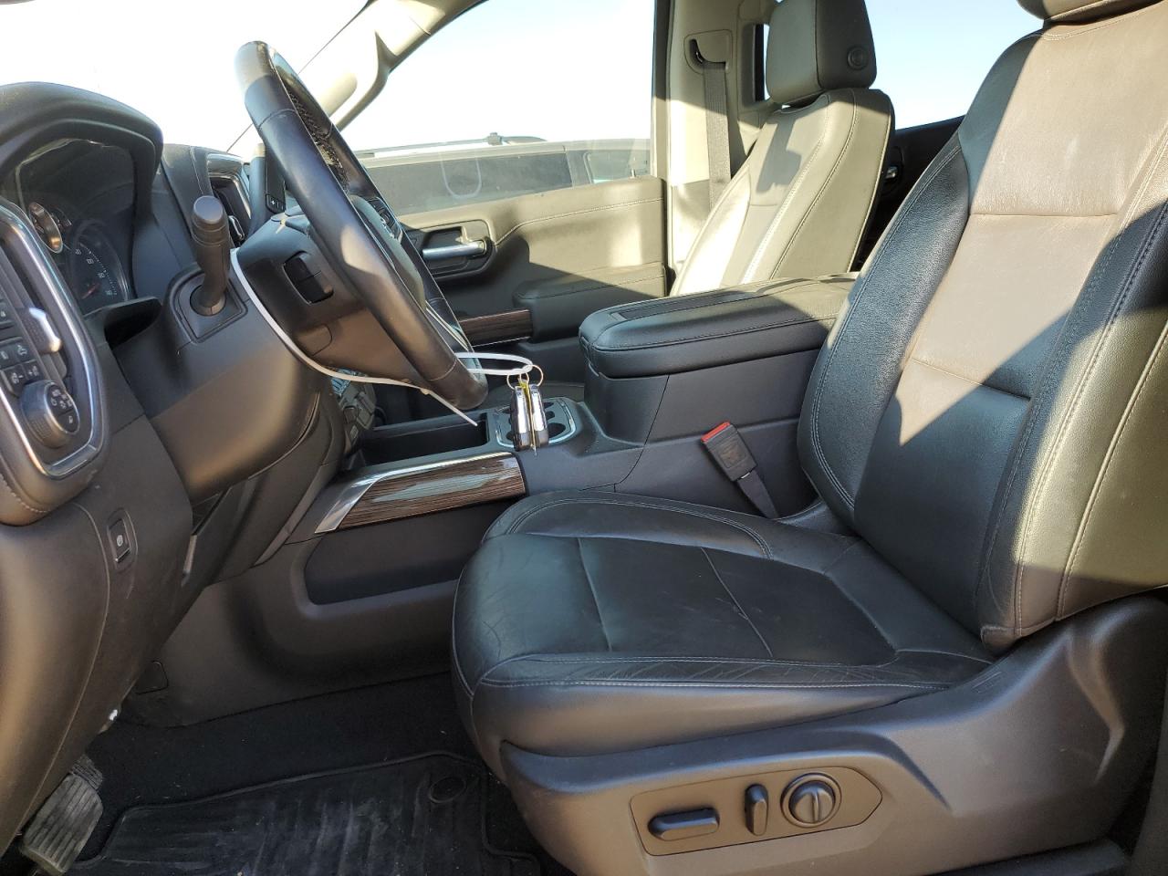 2020 Chevrolet Silverado - Image 7