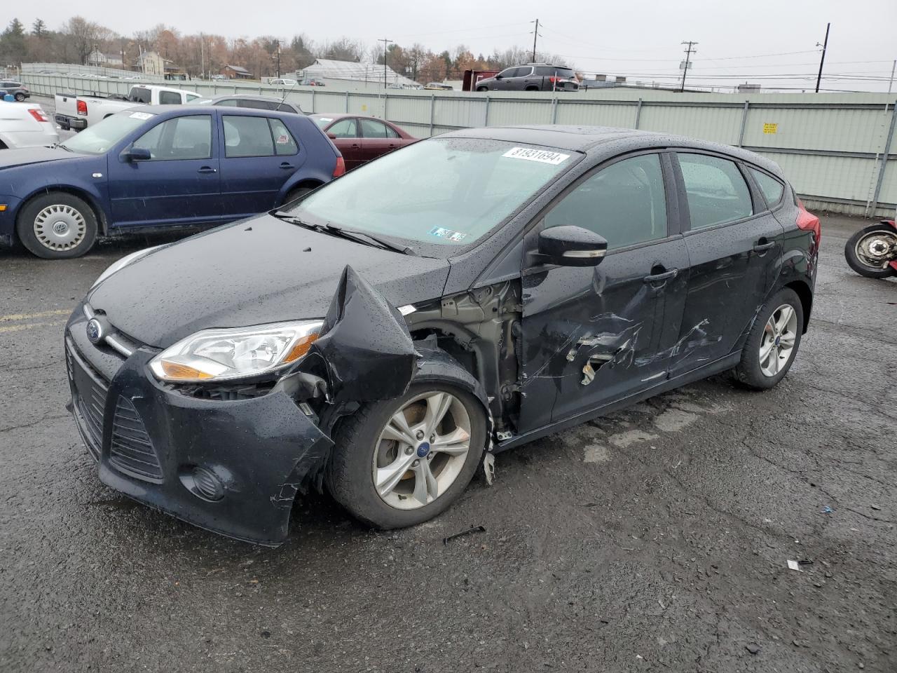 VIN 1FADP3K26EL402520 2014 FORD FOCUS no.1