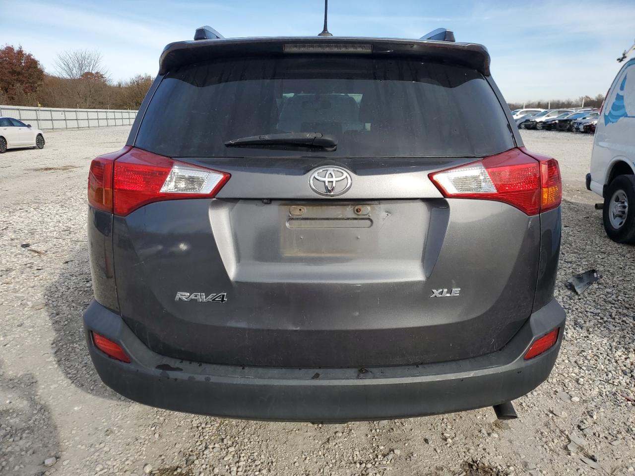 2015 Toyota RAV 4 - Image 6