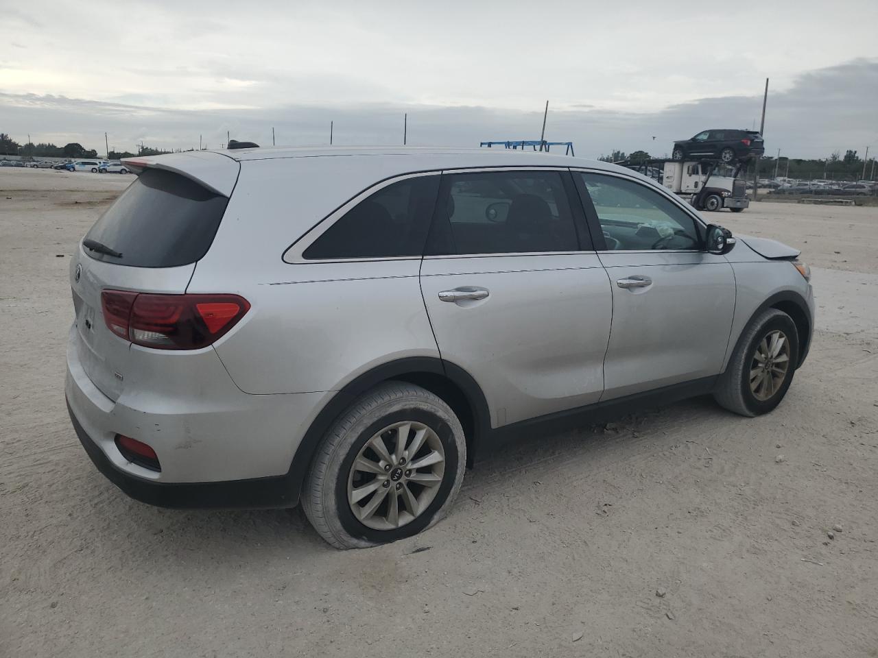 2019 Kia Sorento - Image 3