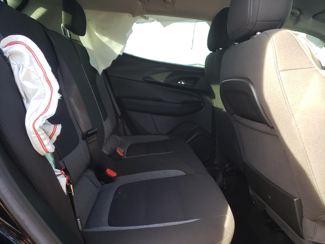 2022 Chevrolet TrailBlazer - Image 12