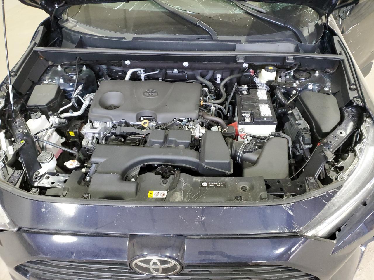 2023 Toyota RAV 4 - Image 13