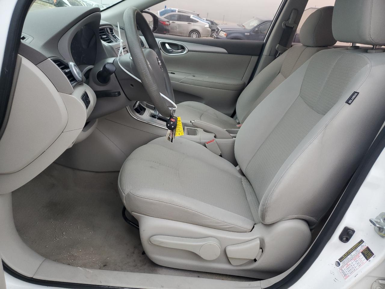 2014 Nissan Sentra - Image 7