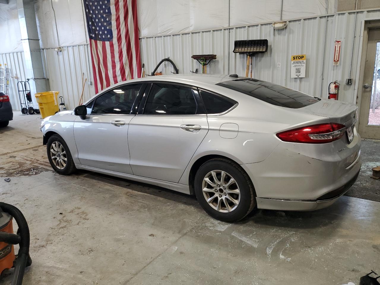 VIN 3FA6P0G73HR312484 2017 FORD FUSION no.2