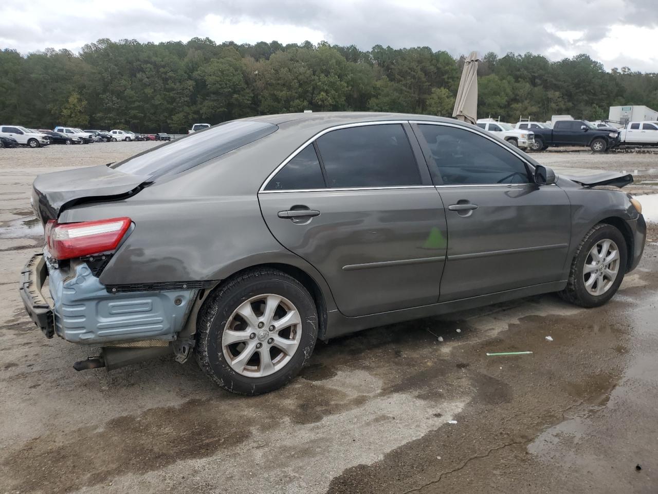 2009 Toyota Camry - Image 3
