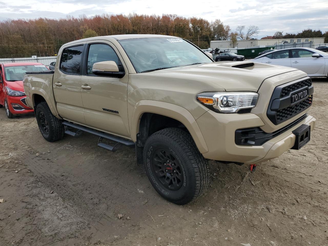 2017 Toyota Tacoma - Image 4