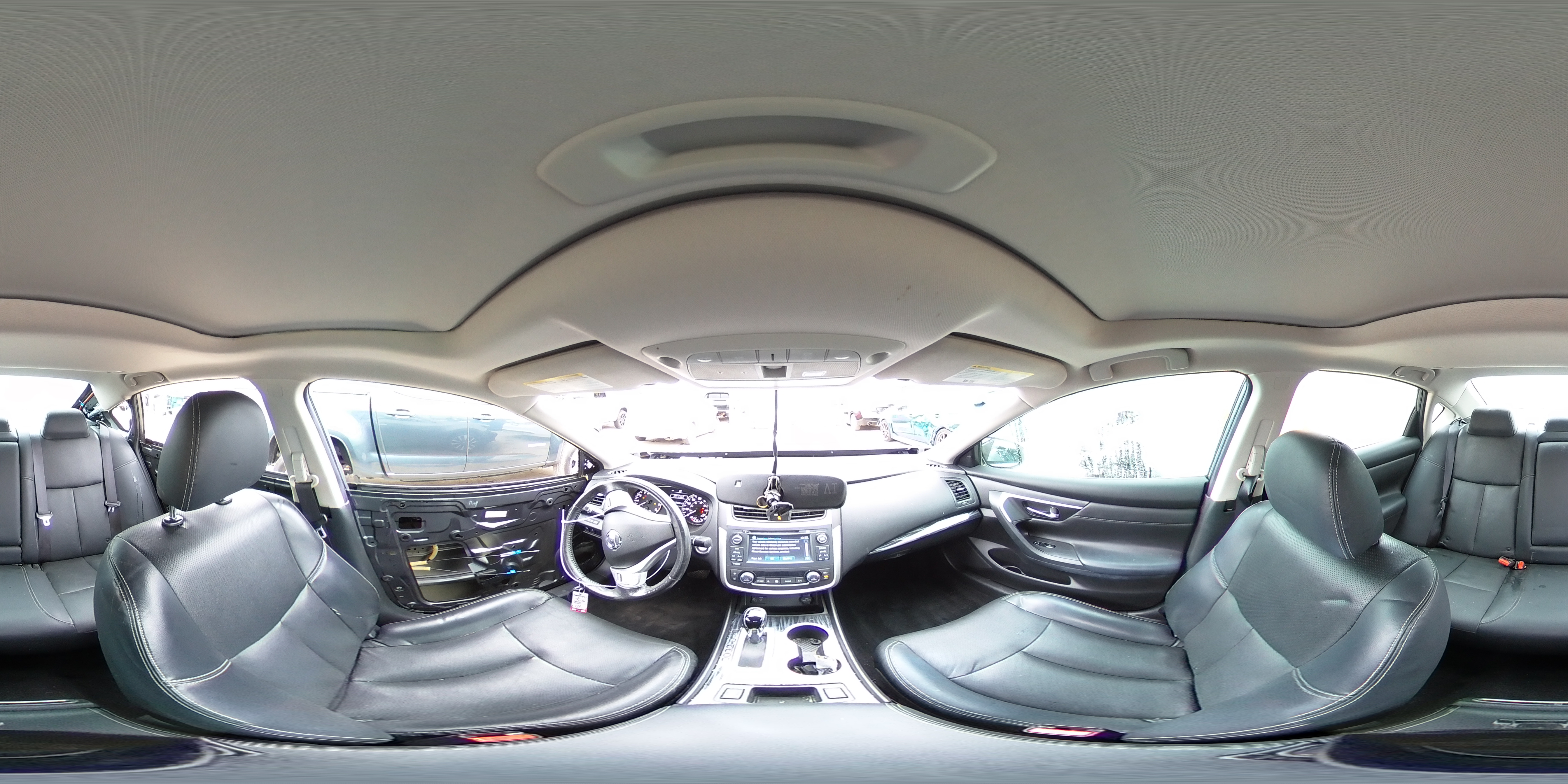 2017 Nissan Altima - Image 15