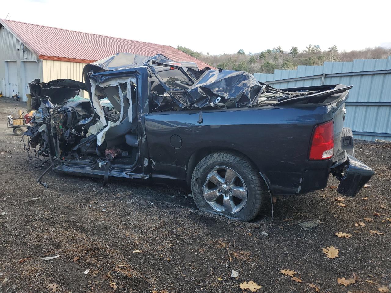2019 RAM 1500 - Image 2