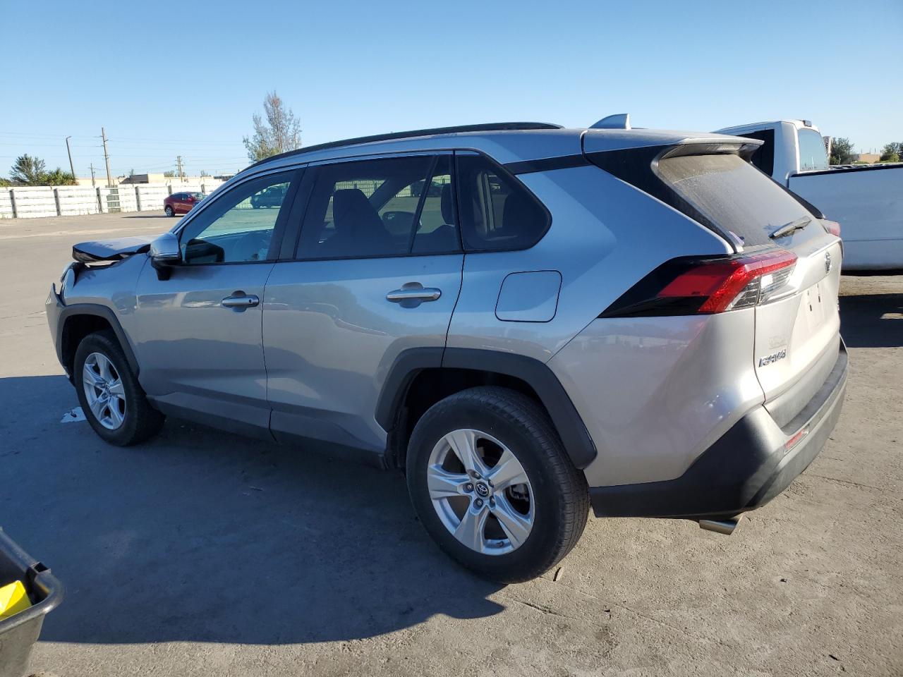 2019 Toyota RAV 4 - Image 2