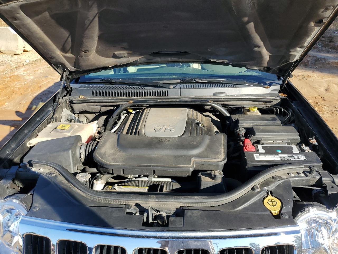 2009 Jeep Grand Cherokee - Image 11