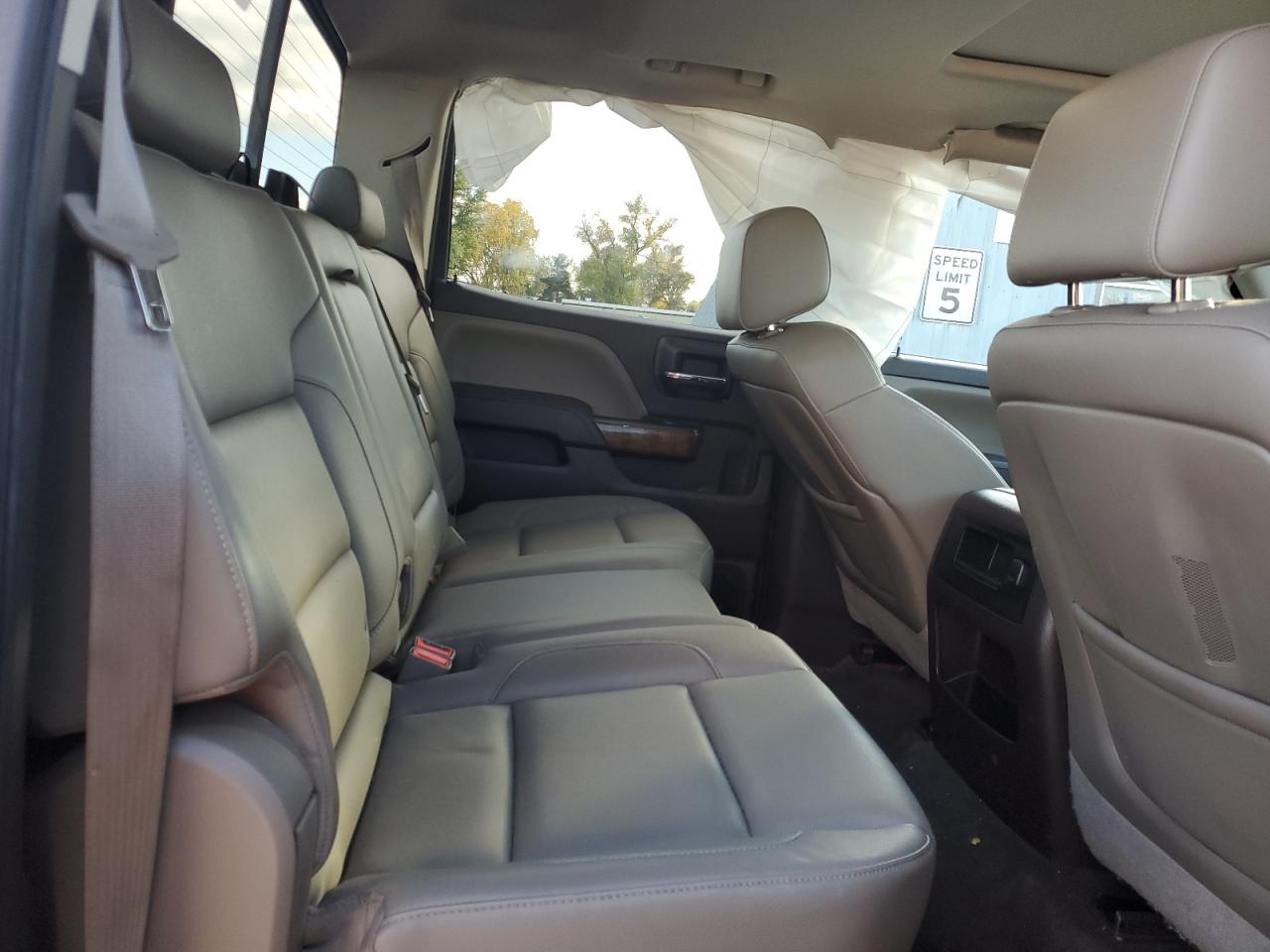 2015 GMC Sierra - Image 10