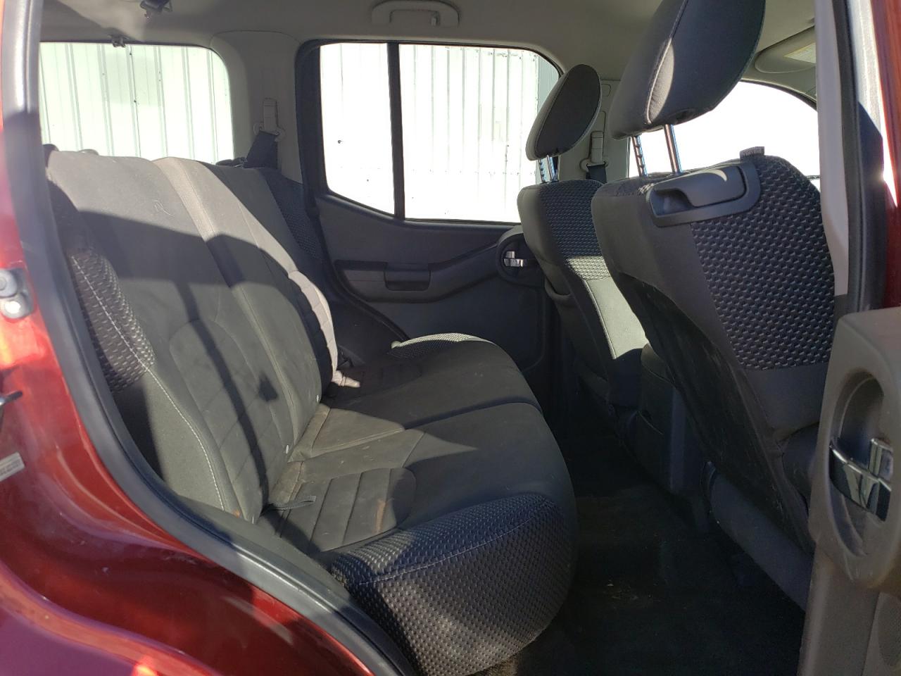 2014 Nissan XTerra - Image 11