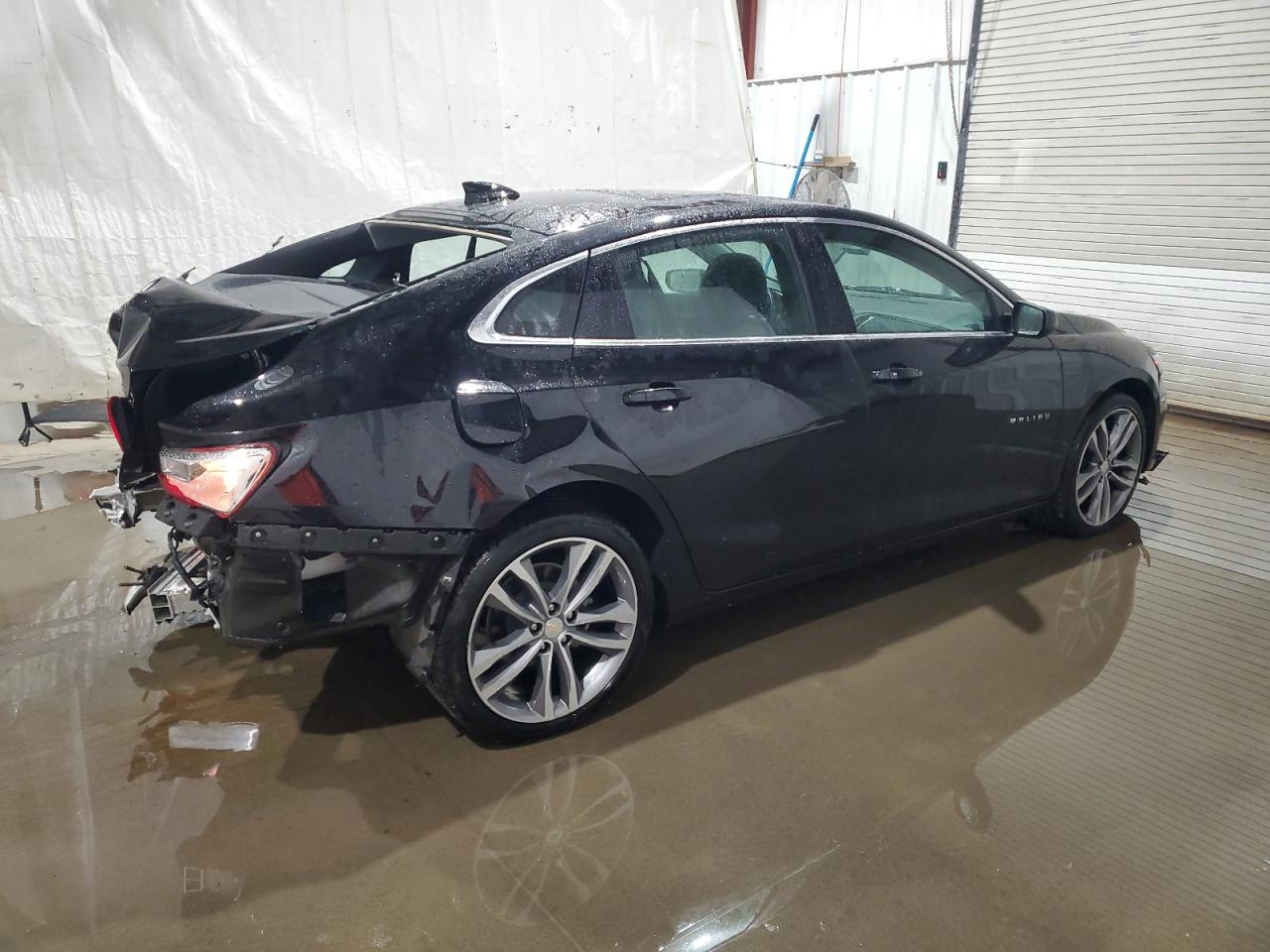 2023 Chevrolet Malibu - Image 3