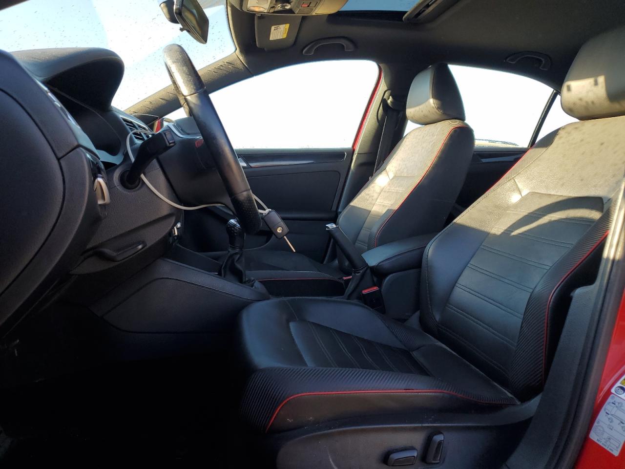 2014 Volkswagen Jetta - Image 7