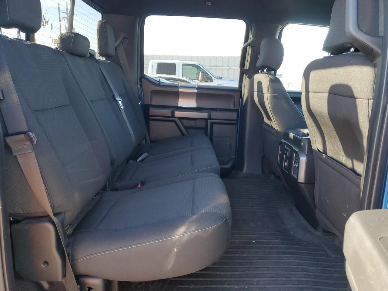 2016 Ford F-150 - Image 10