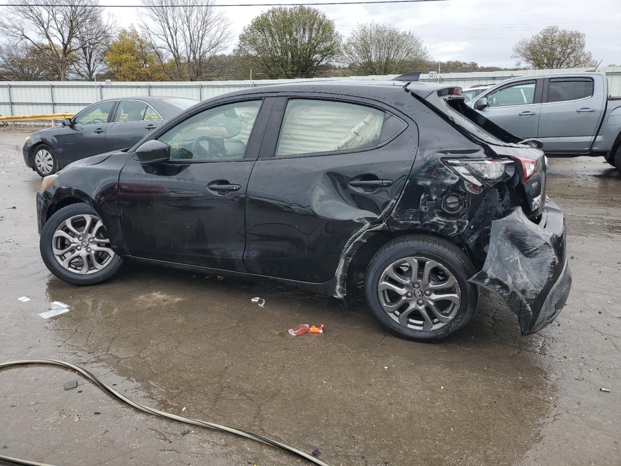 2020 Toyota Yaris - Image 2