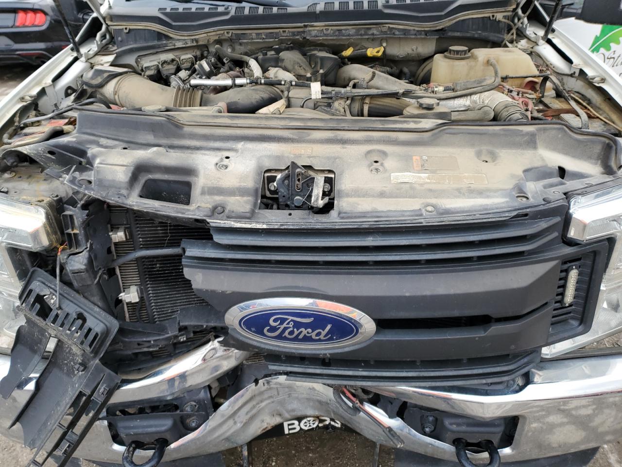 2017 Ford F350 - Image 11