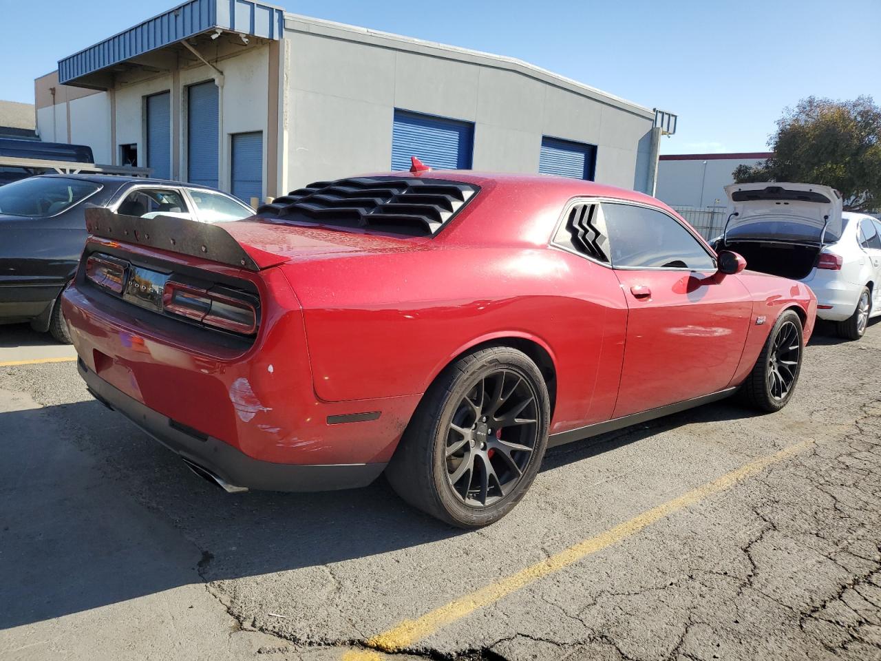 VIN 2C3CDZDJ1FH888159 2015 DODGE CHALLENGER no.3