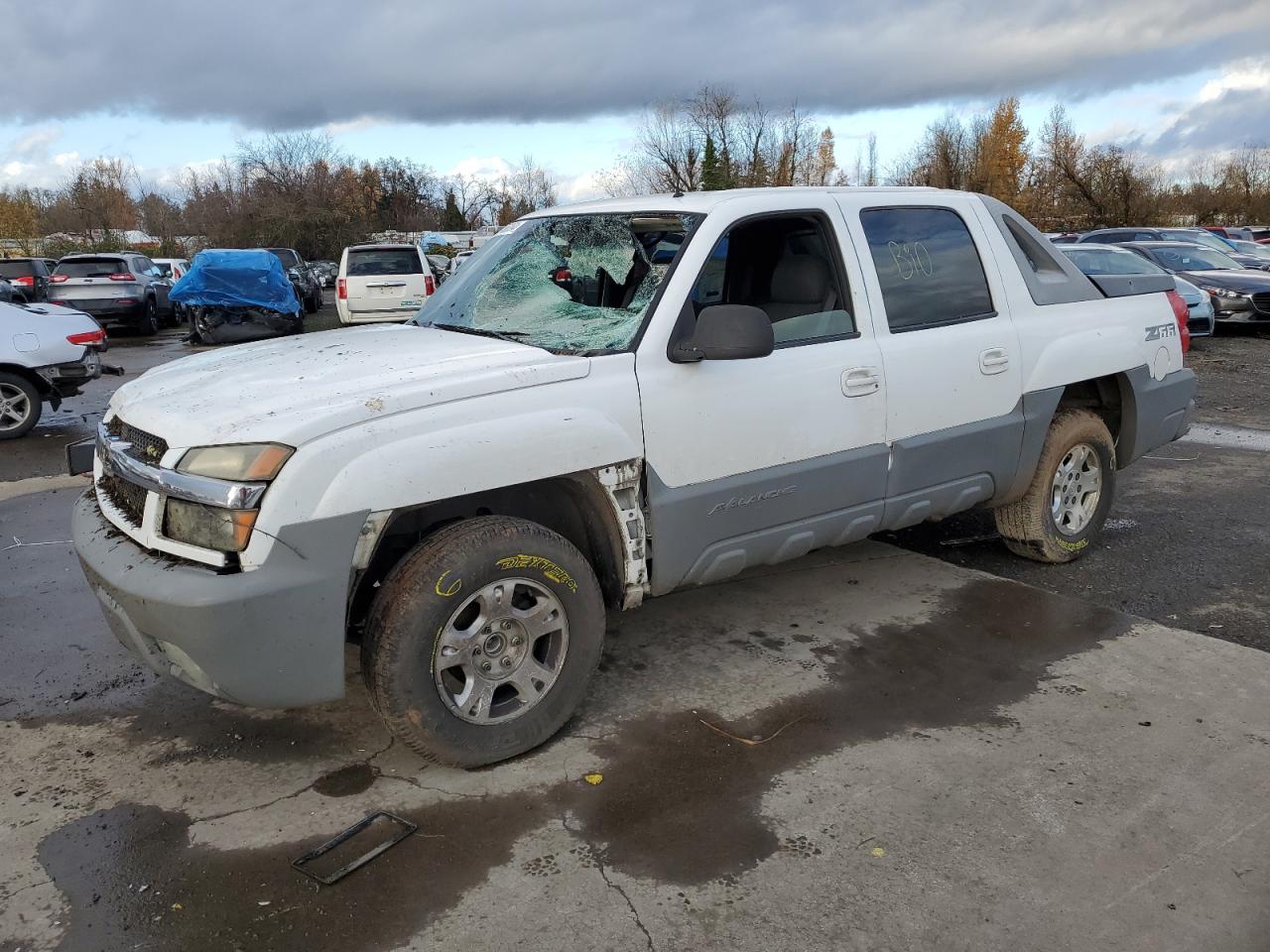 2002 Chevrolet Avalanche C1500 იყიდება Woodburn-ში, OR - Front End