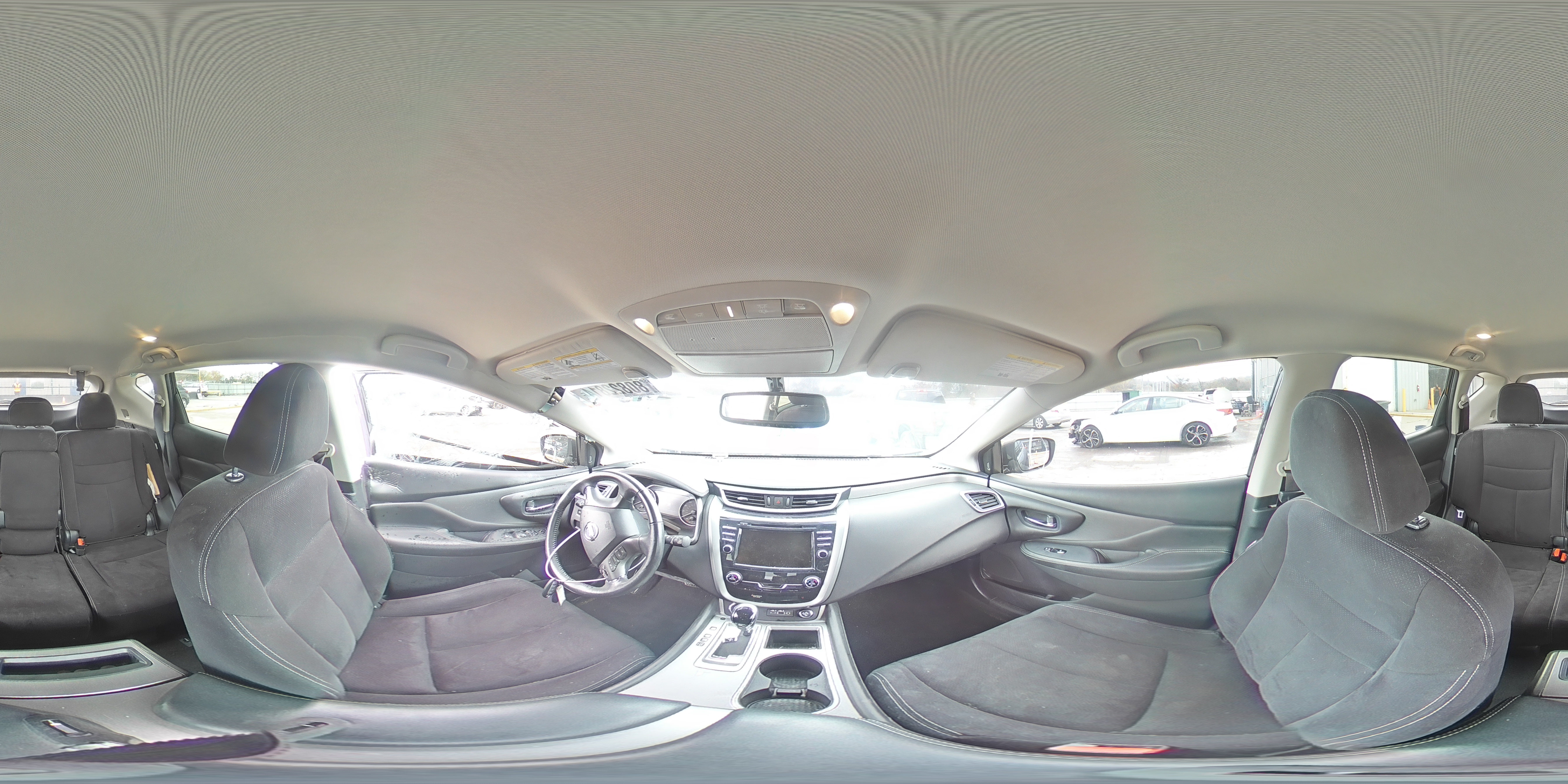 2019 Nissan Murano - Image 16
