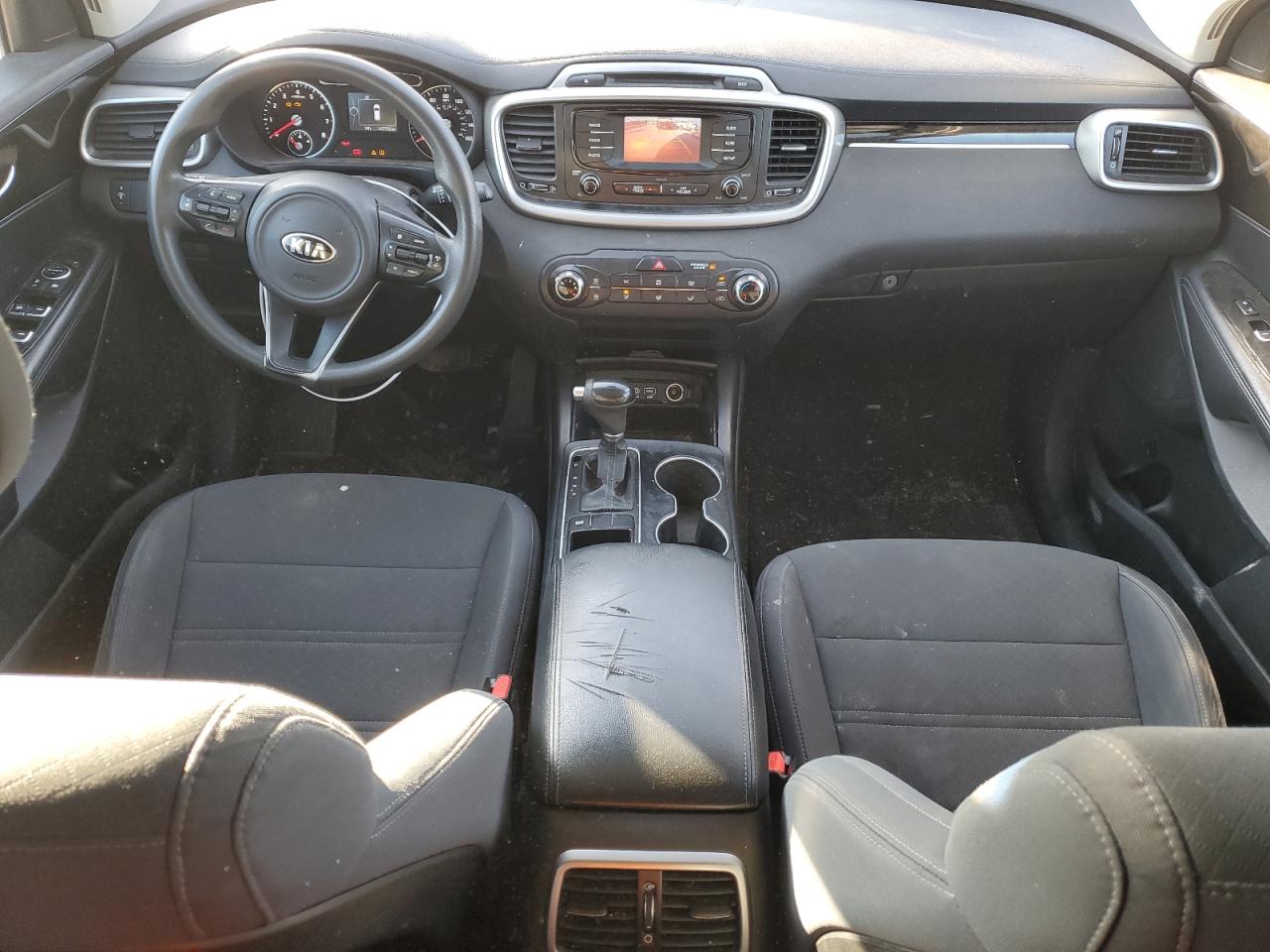 2016 Kia Sorento - Image 8