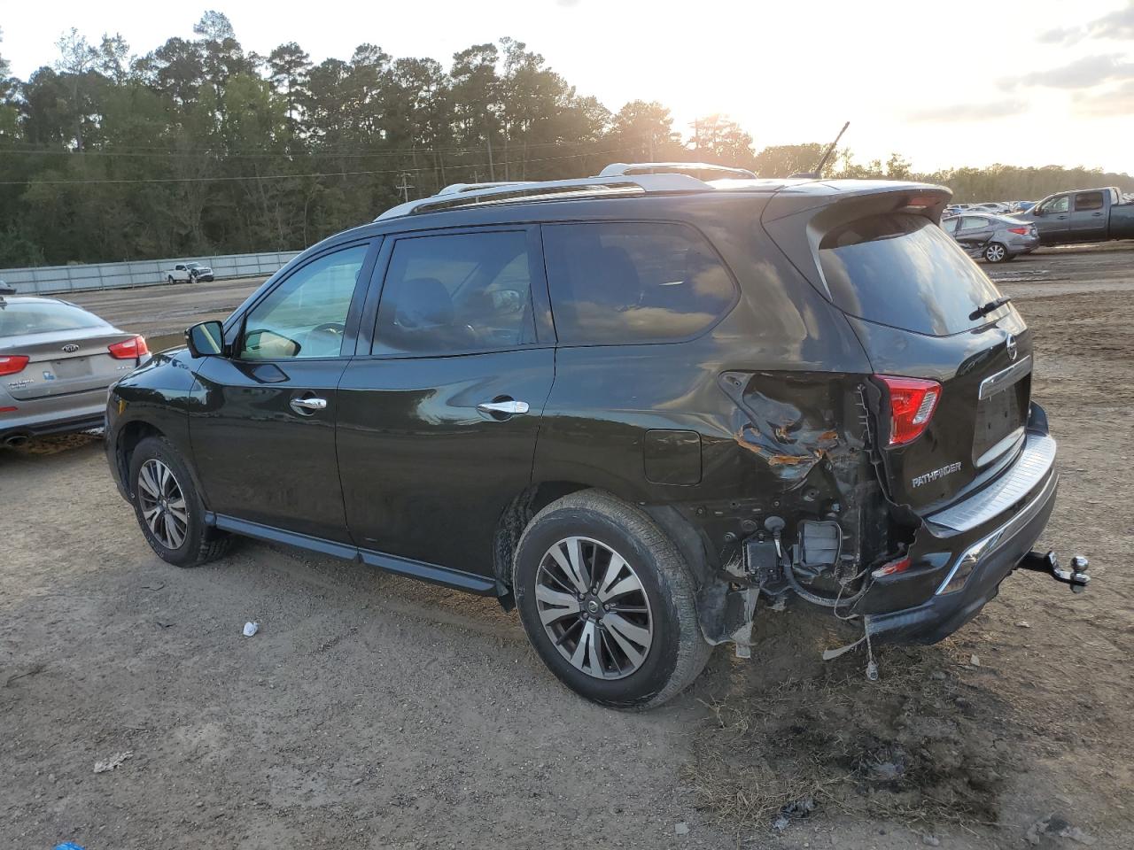 2017 Nissan Pathfinder S VIN: 5N1DR2MN3HC656658 Lot: 78998184