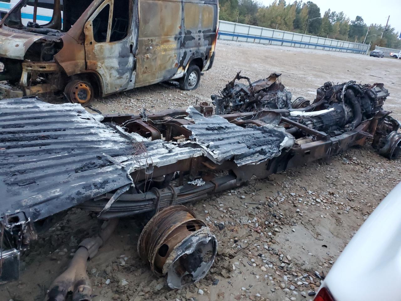 2017 Ford F350 - Image 3