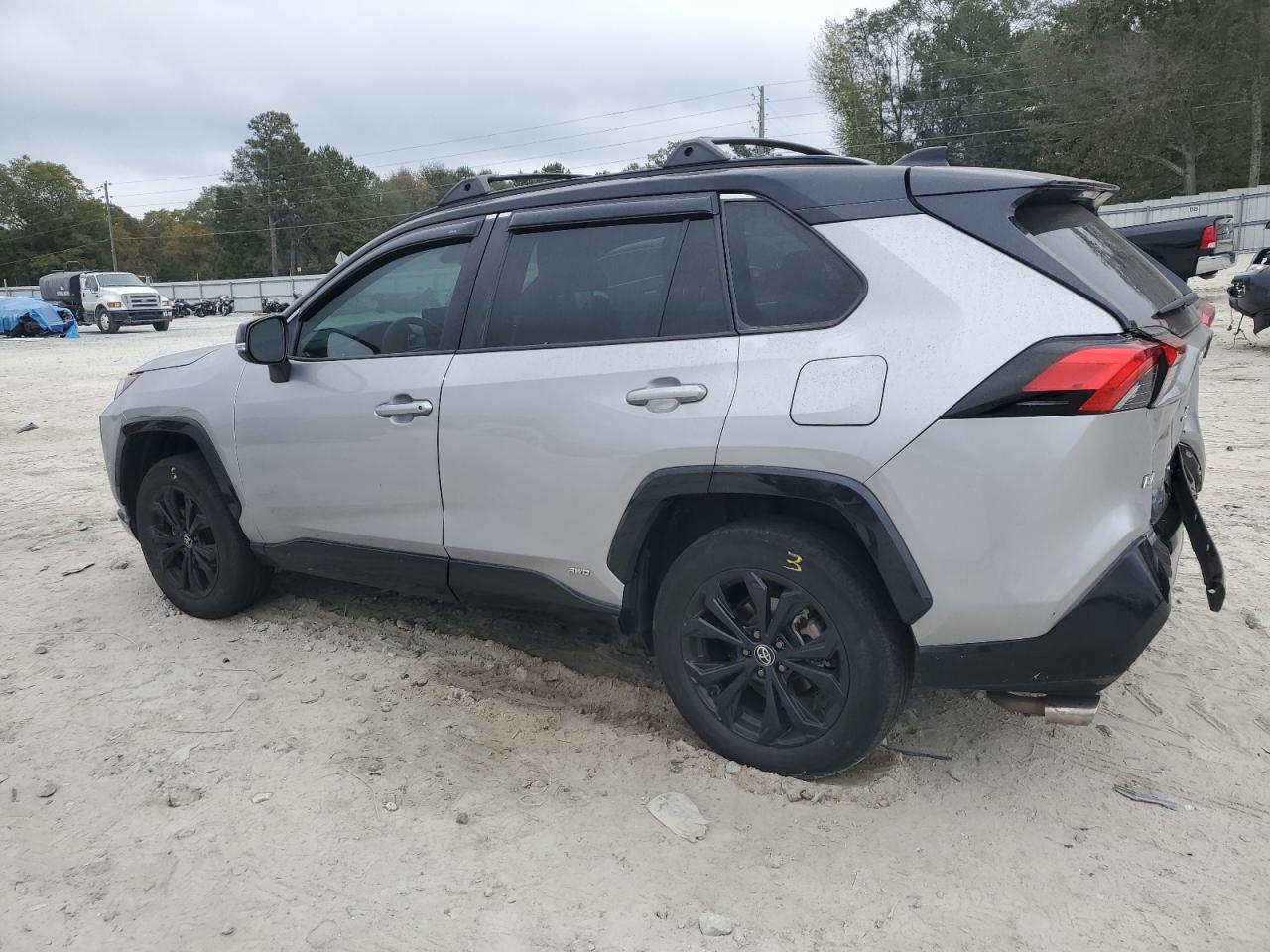2023 Toyota RAV 4 - Image 2