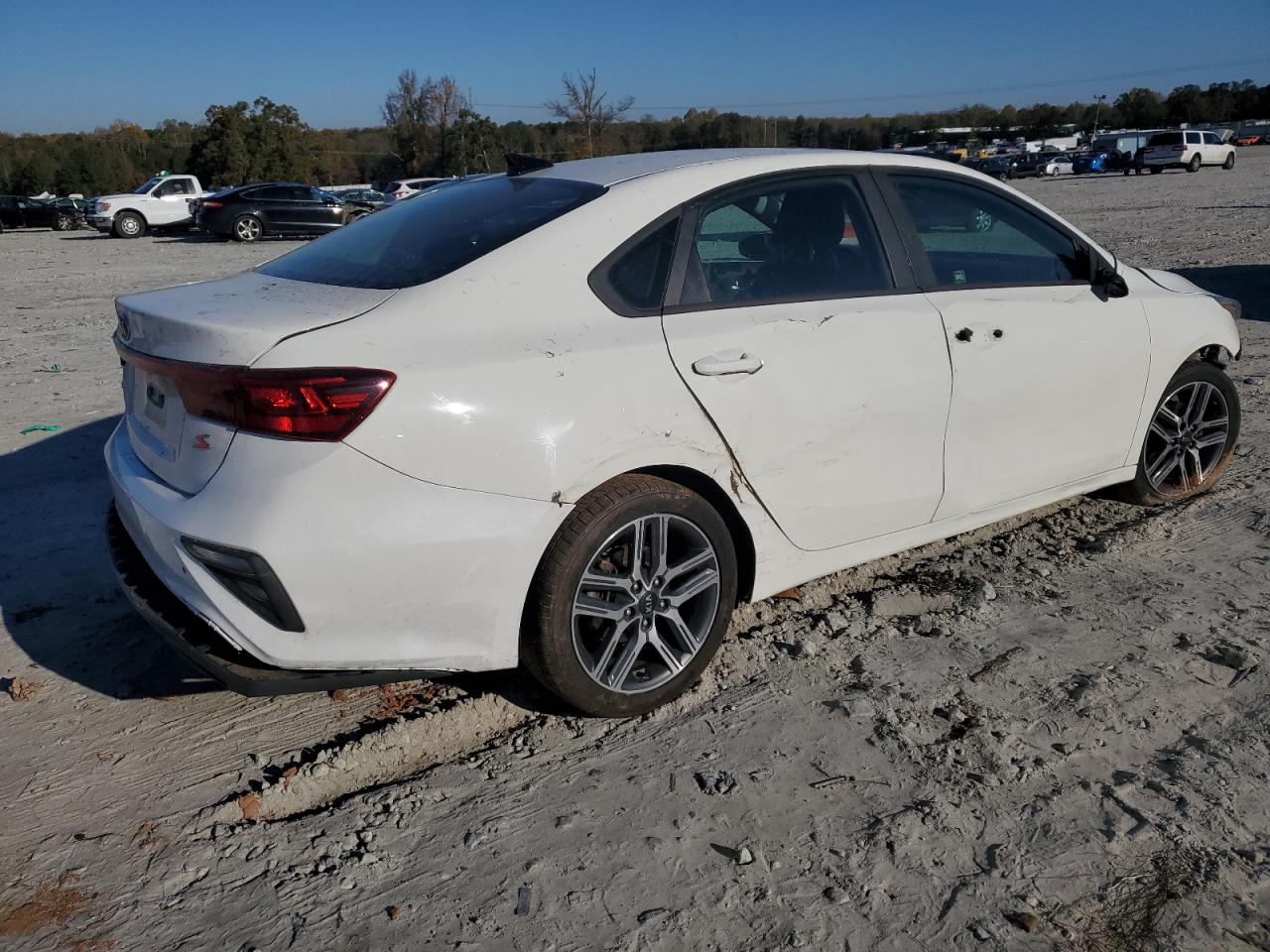 2019 Kia Forte - Image 3