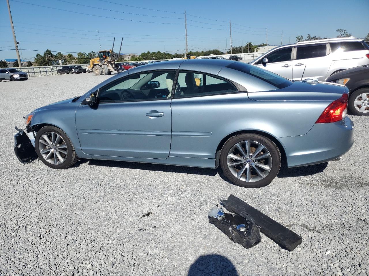 2011 Volvo C70 - Image 2