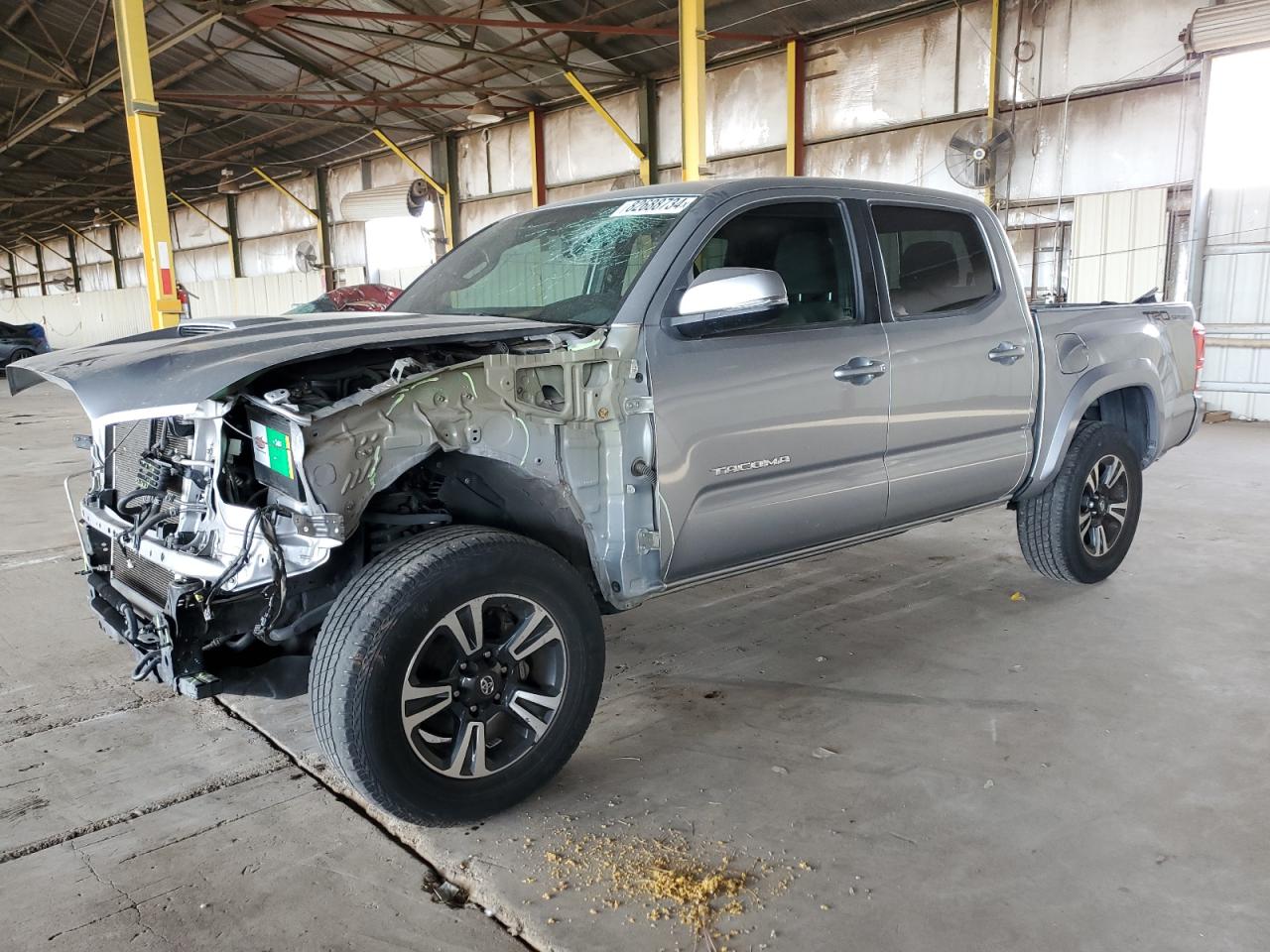 VIN 5TFAZ5CN5HX036722 2017 TOYOTA TACOMA no.1