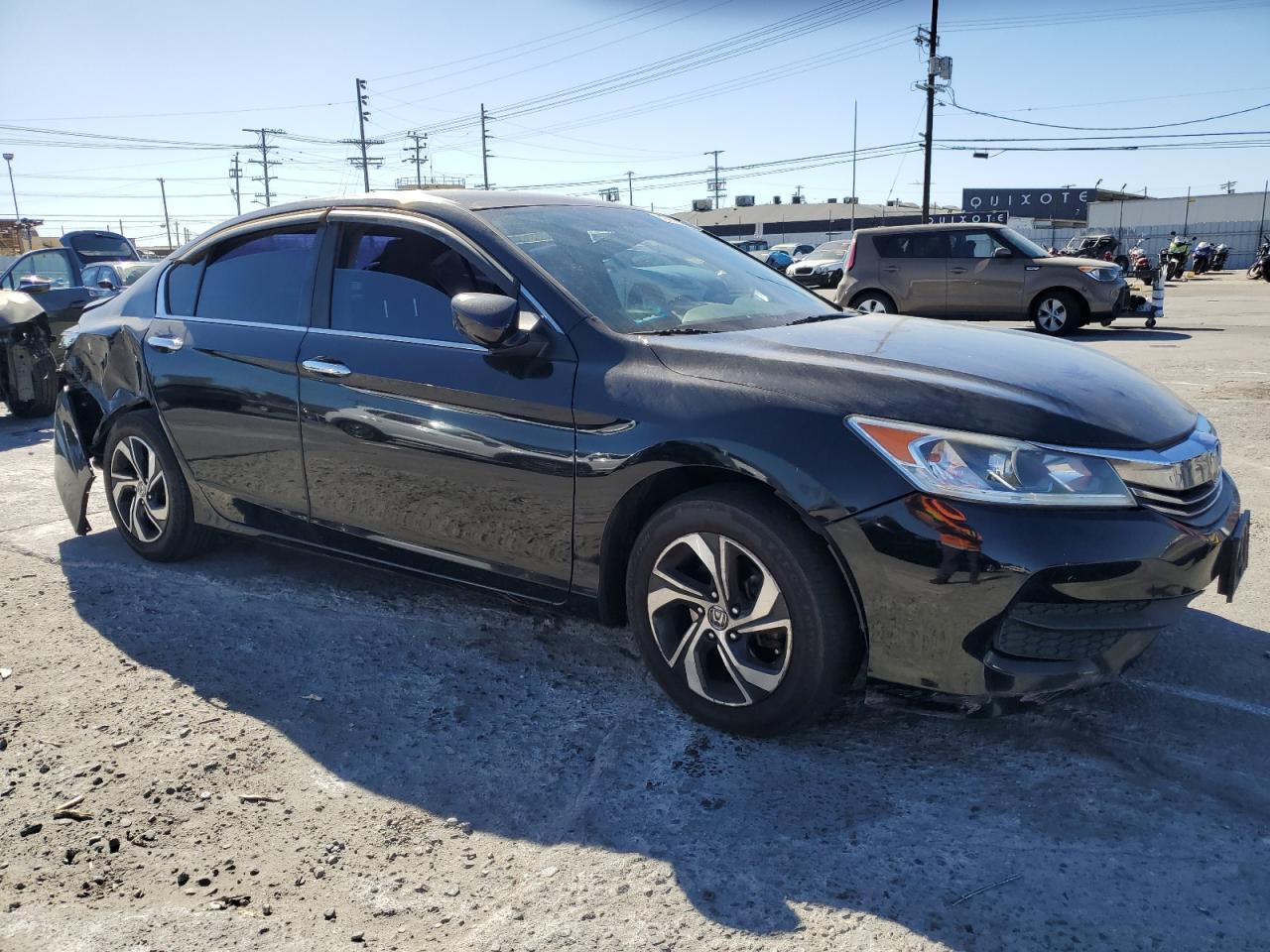 VIN 1HGCR2F39HA235097 2017 HONDA ACCORD no.4