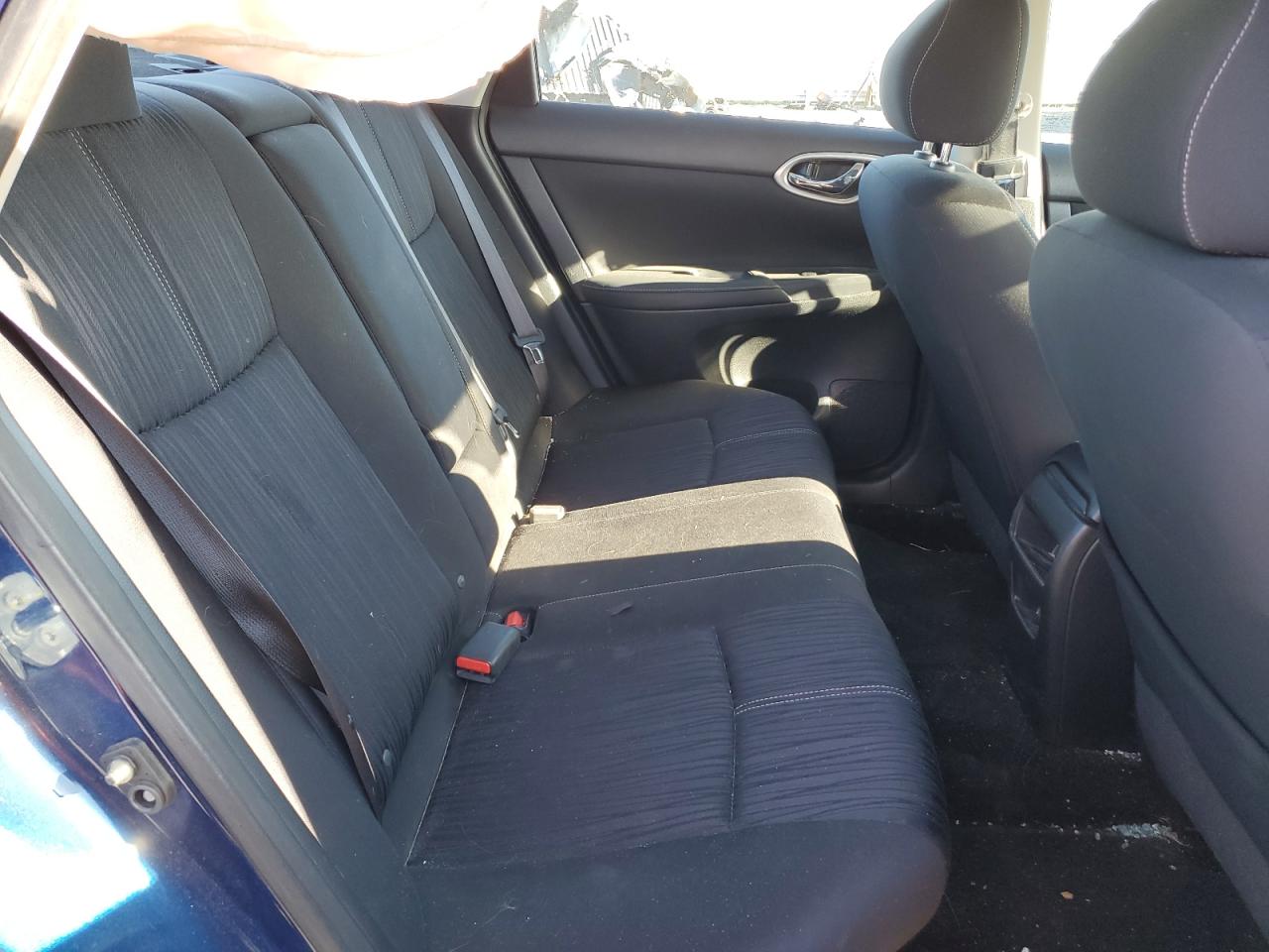2017 Nissan Sentra - Image 10